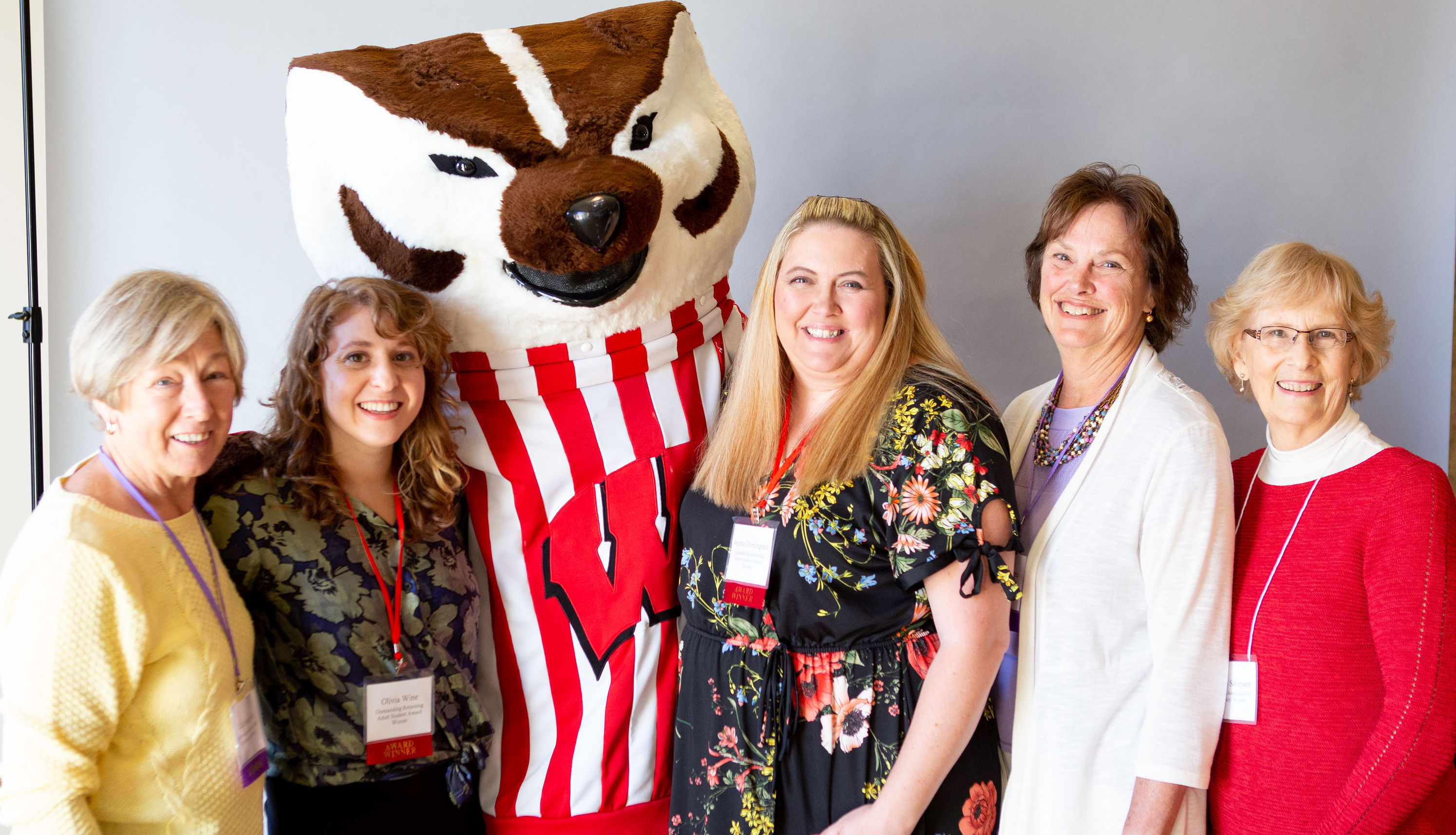 aysha dominguez olivia wine donors and bucky